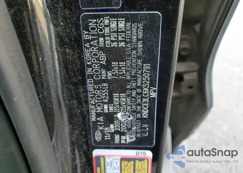 2019 Kia Niro Touring z USA, uszkodzony, nr VIN KNDCE3LC6K5250791